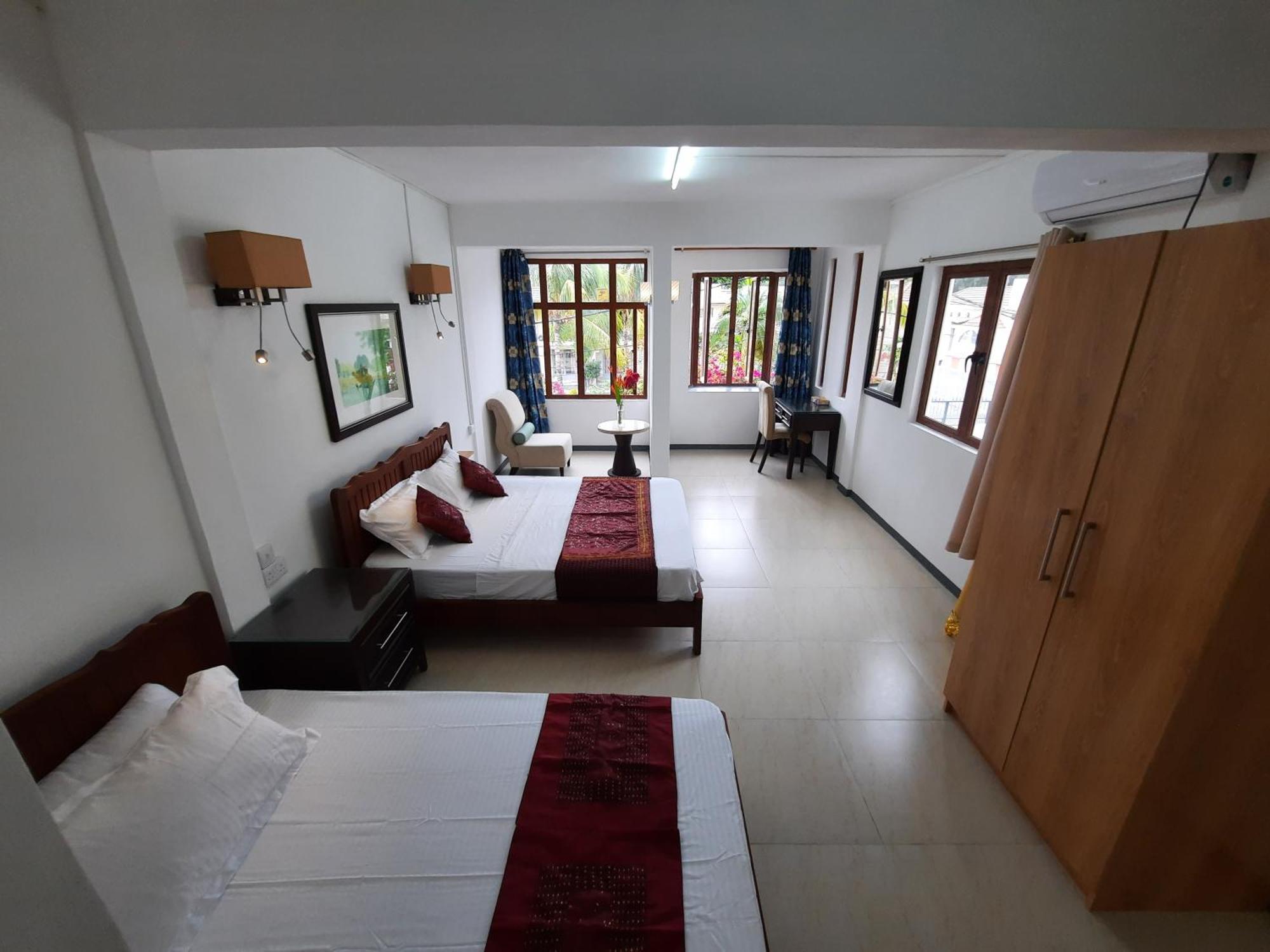 Jasmin Apartments Flic En Flac Bagian luar foto