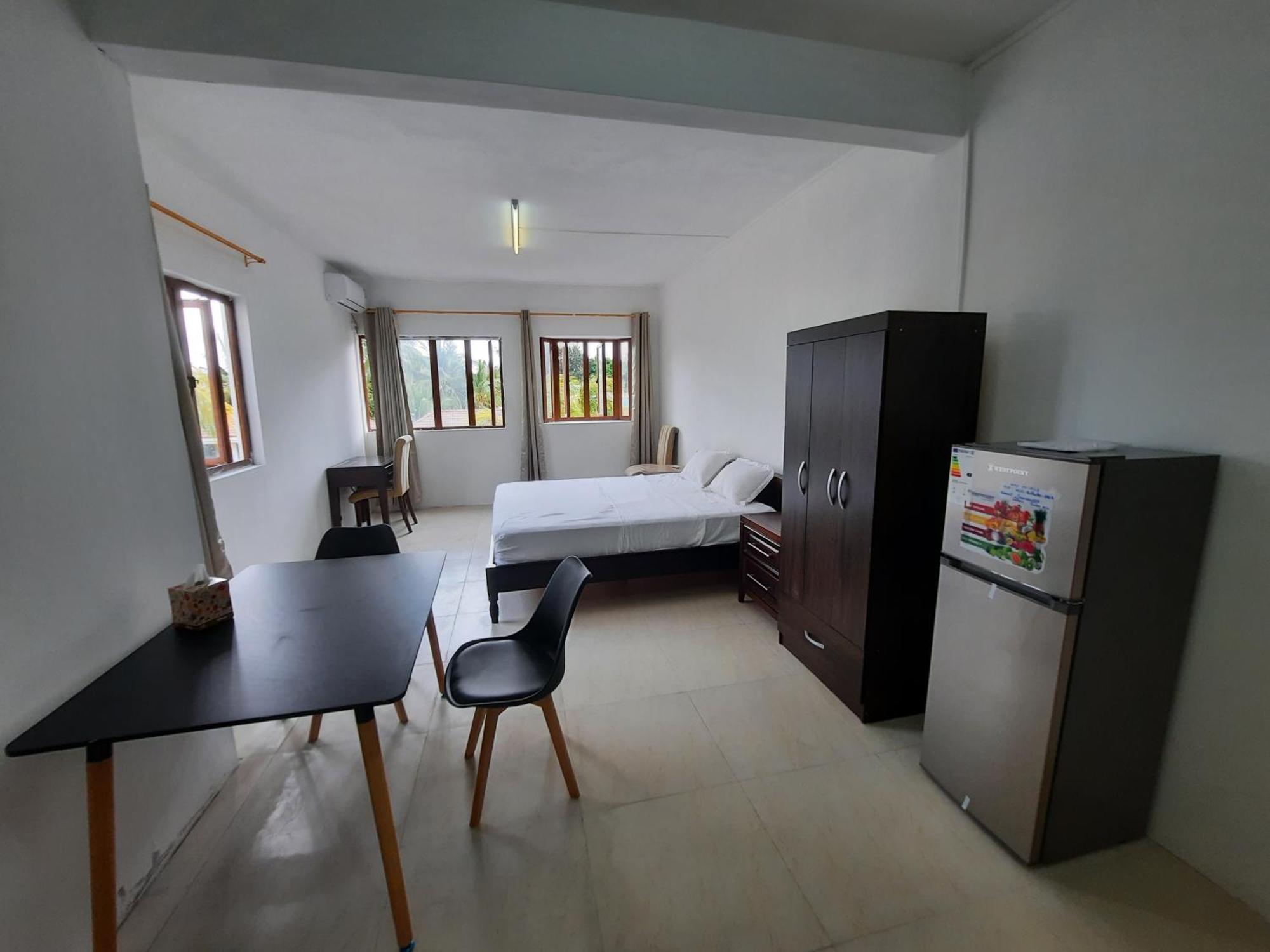 Jasmin Apartments Flic En Flac Bagian luar foto